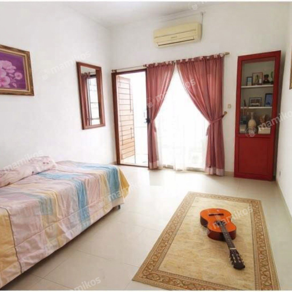 Rumah Sertifikat SHM 7 Kamar Tidur 7 Kamar Mandi Palmerah Jakarta Barat - Photo 3