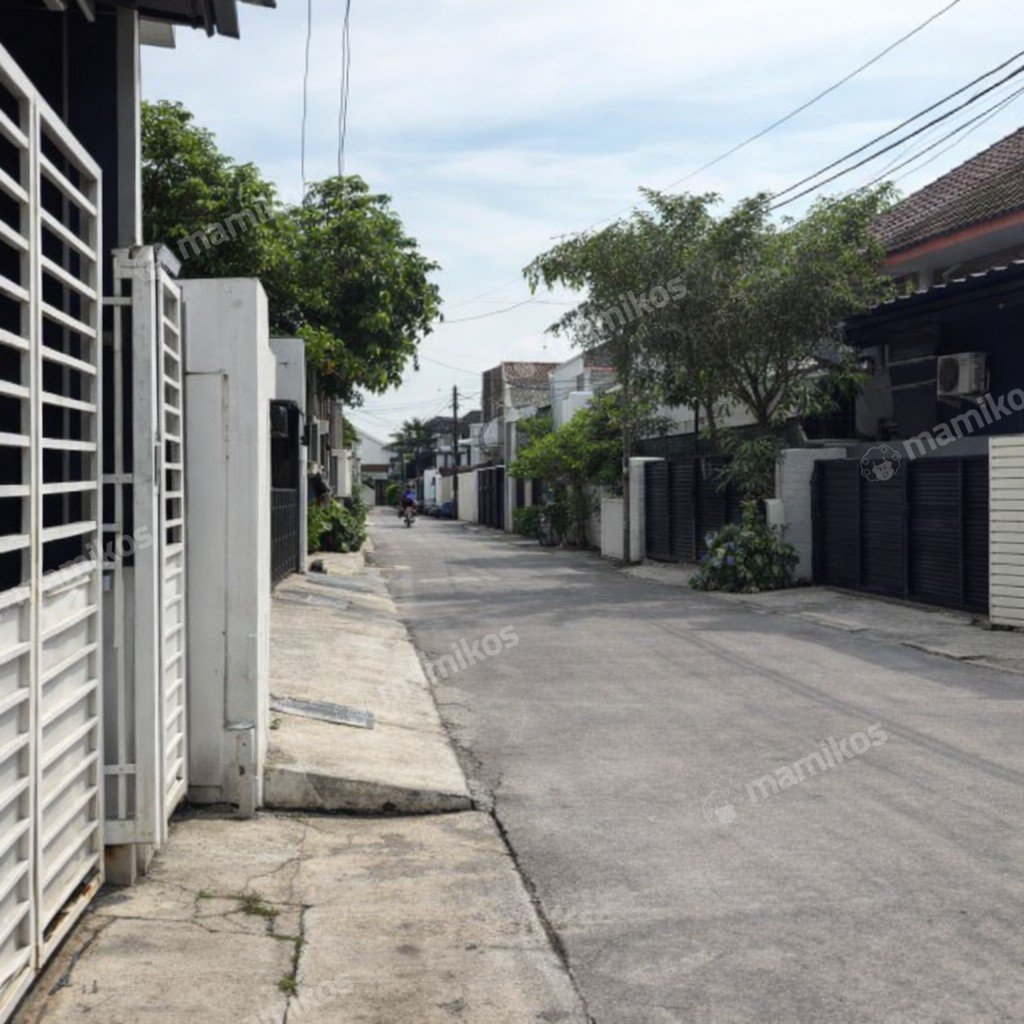 Rumah Sertifikat SHM 3 Kamar Tidur 3 Kamar Mandi Koja Jakarta Utara - Photo 2
