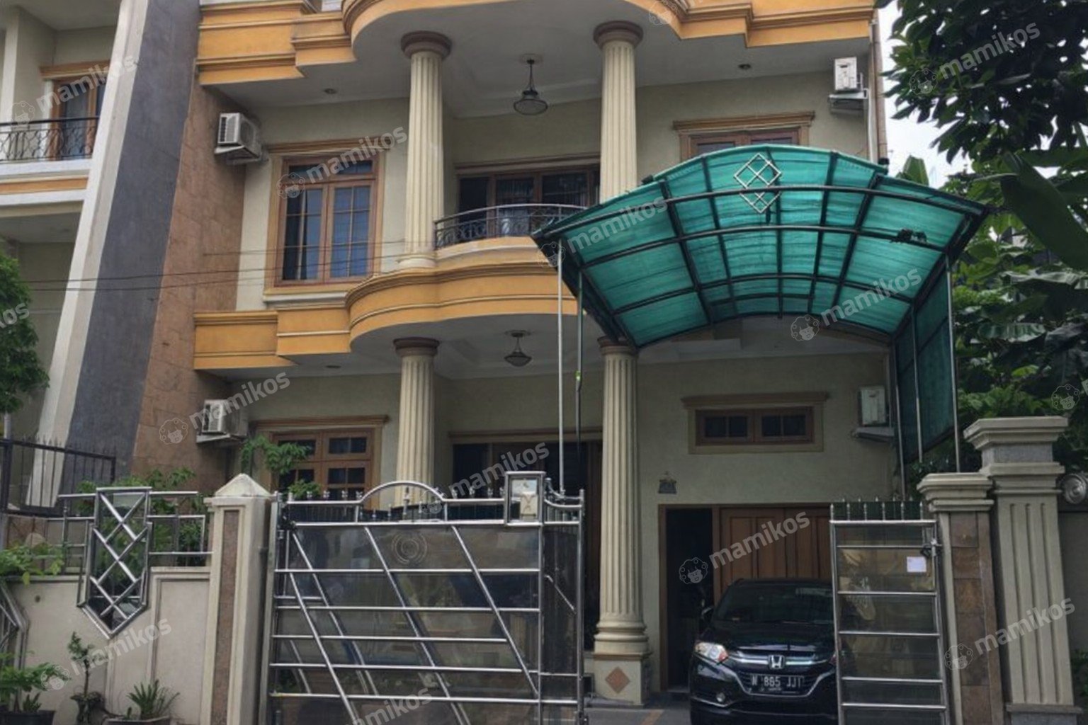 Rumah Sertifikat SHM 4 Kamar Tidur 3 Kamar Mandi Taman Palem Jakarta Barat
