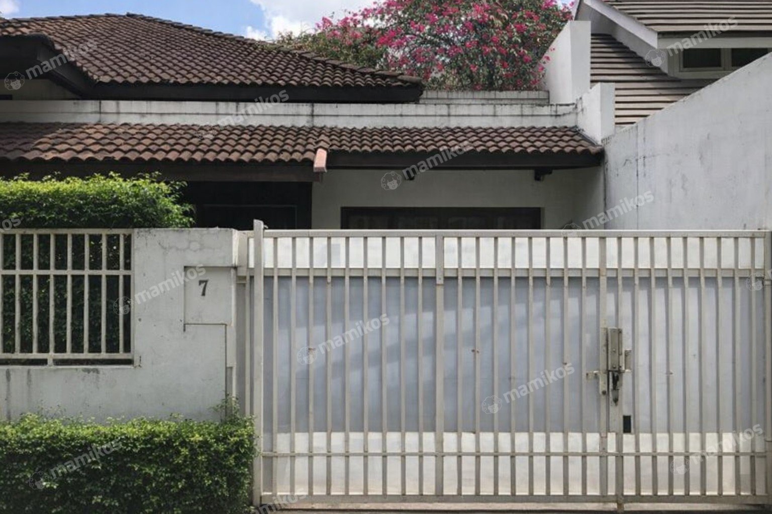 Rumah Sertifikat SHM 4 Kamar Tidur 2 Kamar Mandi Menteng Dalam Jakarta Selatan