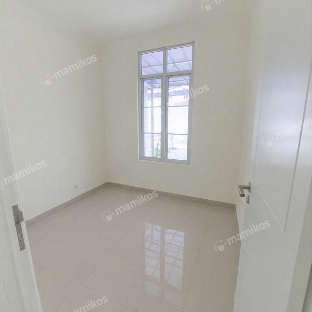 Rumah Sertifikat SHM 3 Kamar Tidur 2 Kamar Mandi Jakarta Garden City Jakarta Timur - Photo 4
