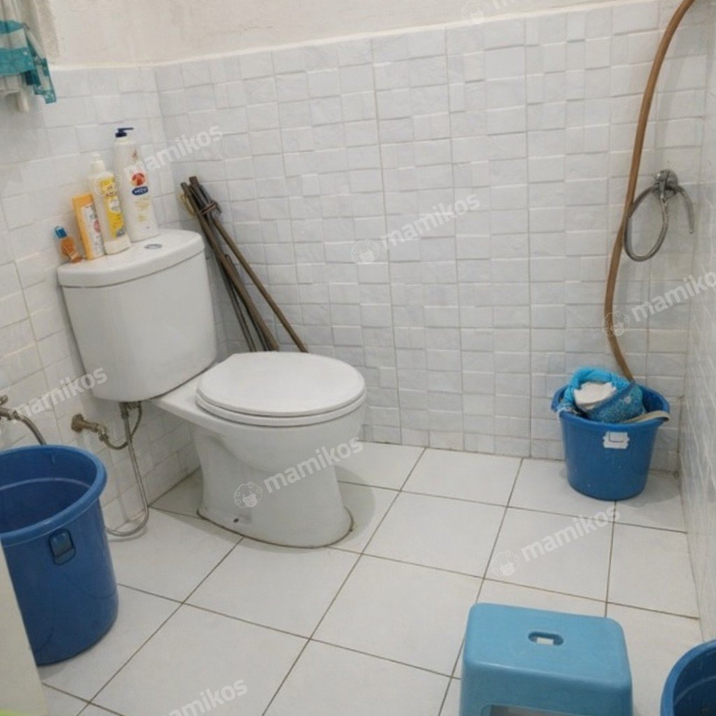 Rumah Sertifikat SHM 3 Kamar Tidur 3 Kamar Mandi Cijantung Jakarta Timur - Photo 5