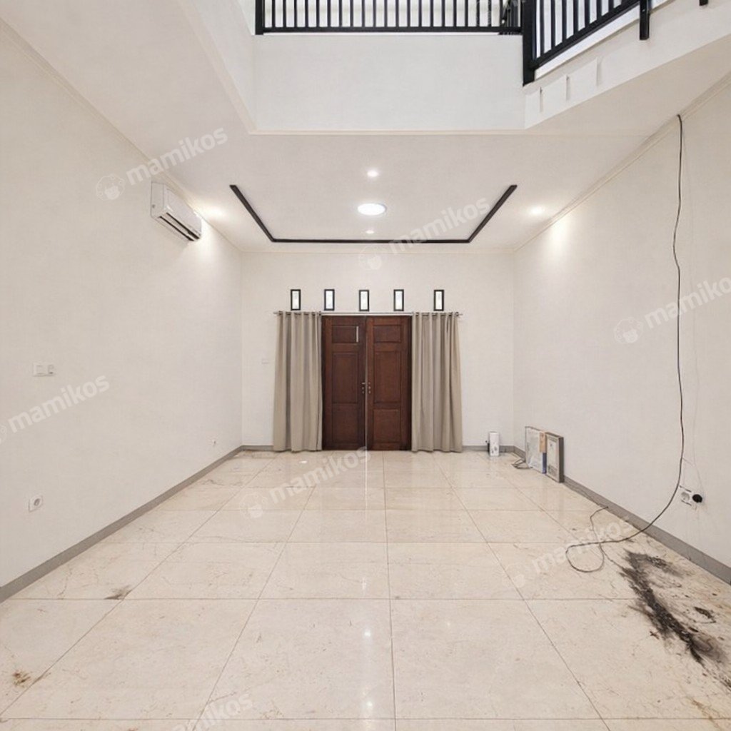 Rumah Sertifikat SHM 3 Kamar Tidur 1 Kamar Mandi Rawamangun Jakarta Timur - Photo 2