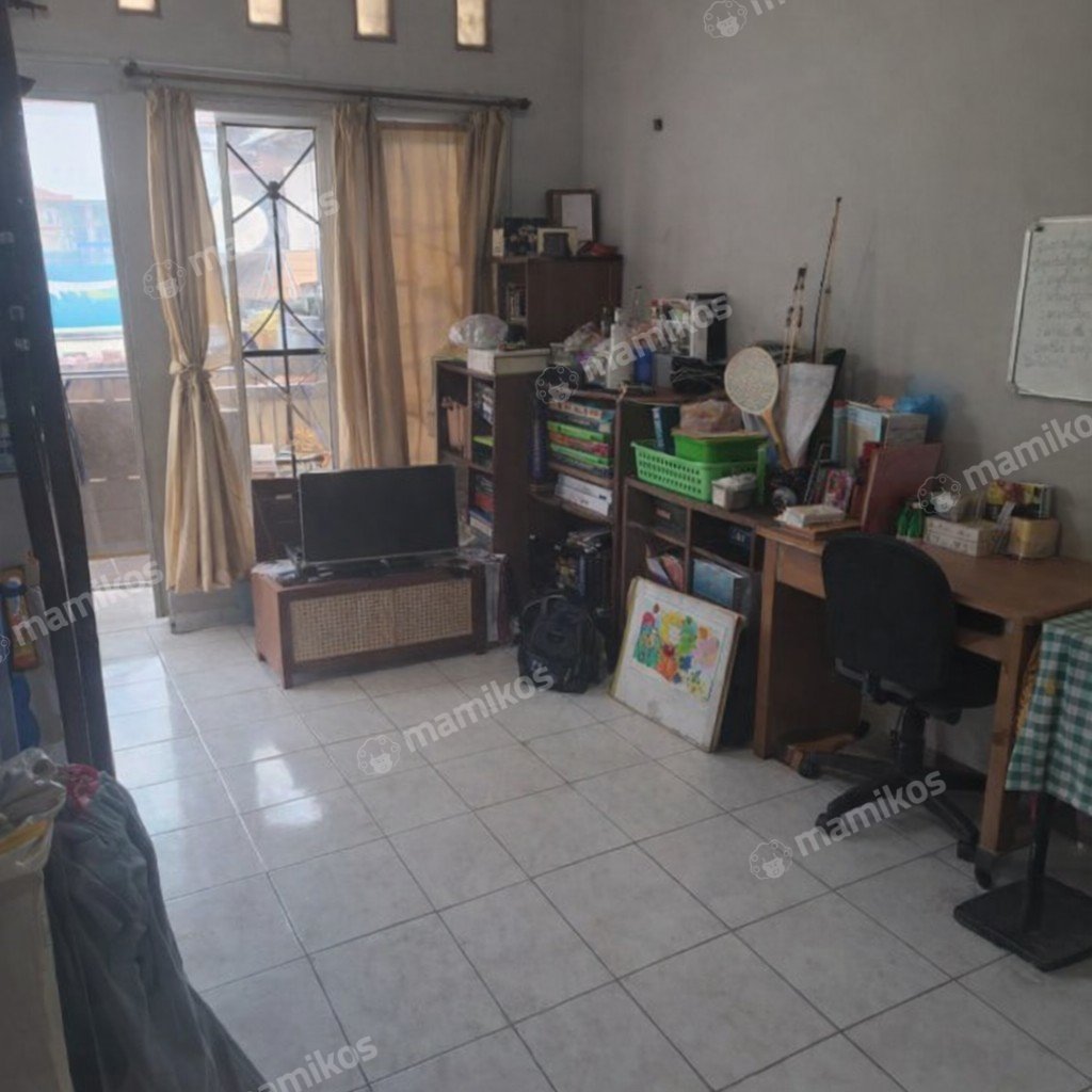 Rumah Sertifikat SHM 4 Kamar Tidur 2 Kamar Mandi Cijantung Jakarta Timur - Photo 4