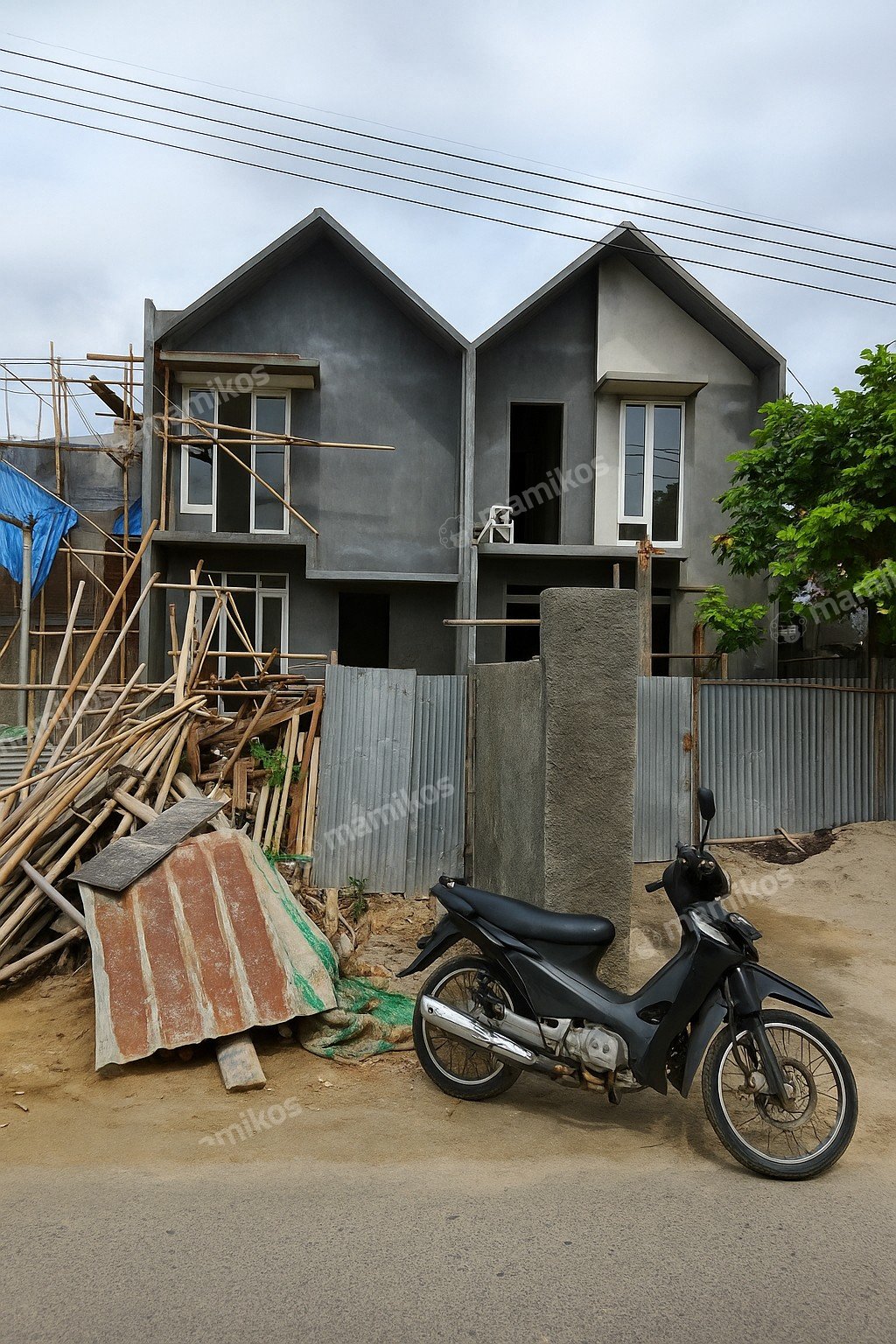 Rumah Sertifikat SHM 3 Kamar Tidur 3 Kamar Mandi Meruya Jakarta Barat - Photo 2