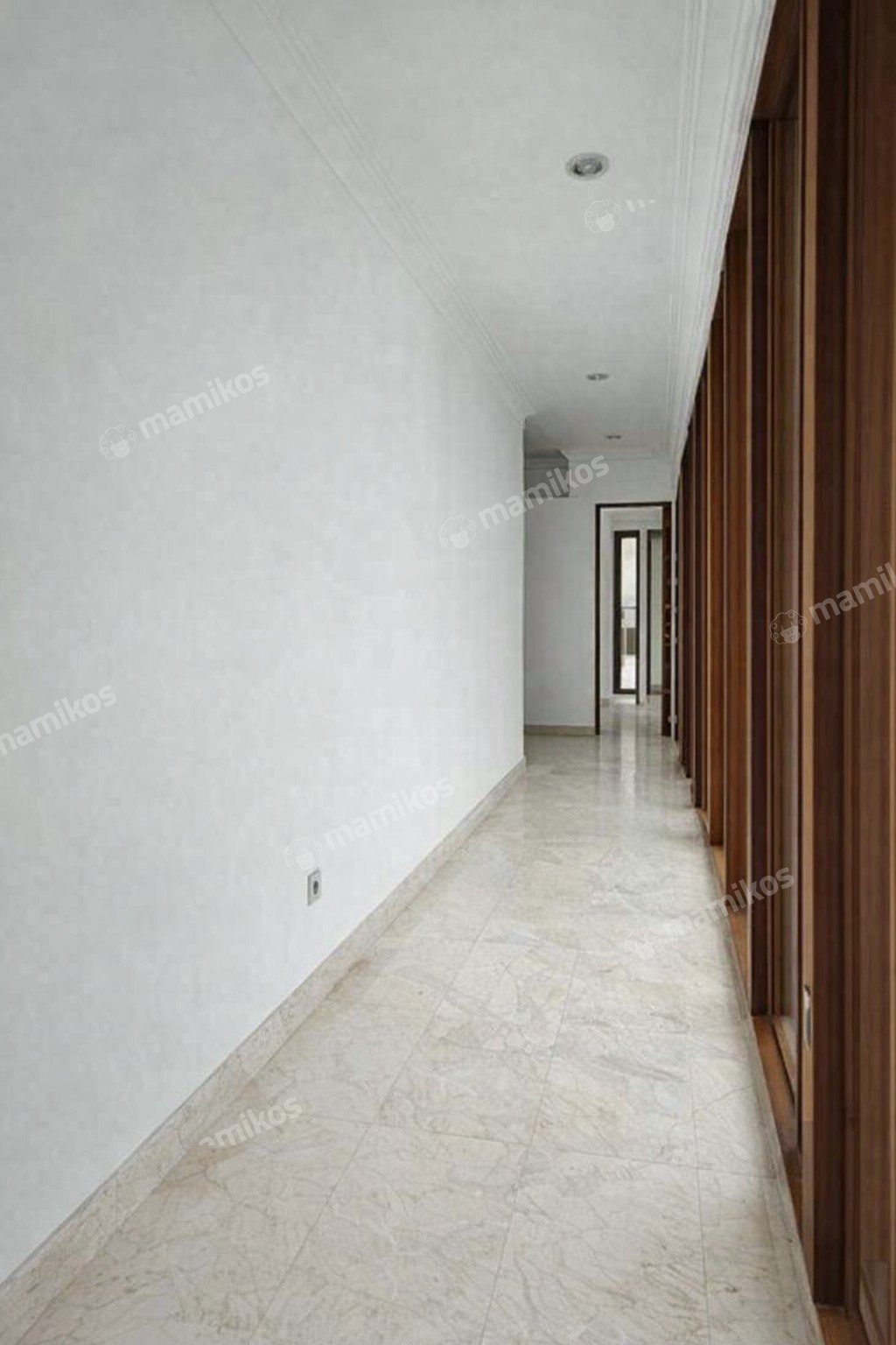 Rumah Sertifikat SHM 5 Kamar Tidur 6 Kamar Mandi Pondok Indah Jakarta Selatan