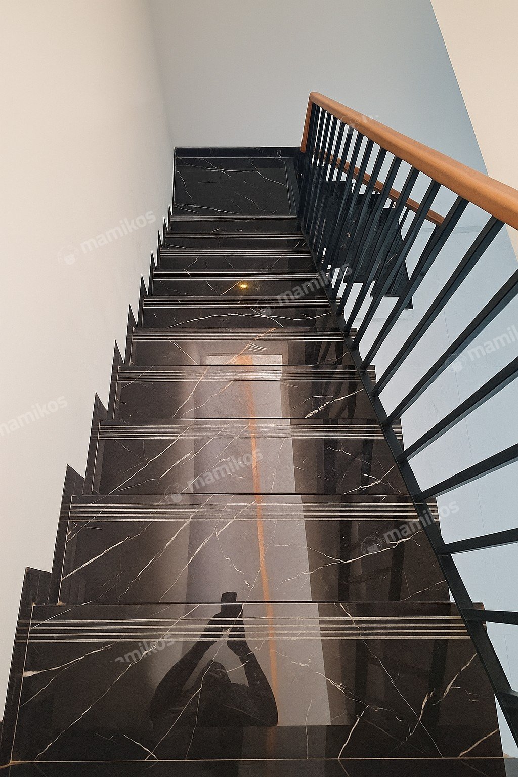 Rumah Sertifikat SHM 3 Kamar Tidur 2 Kamar Mandi Citra Garden Jakarta Barat - Photo 2