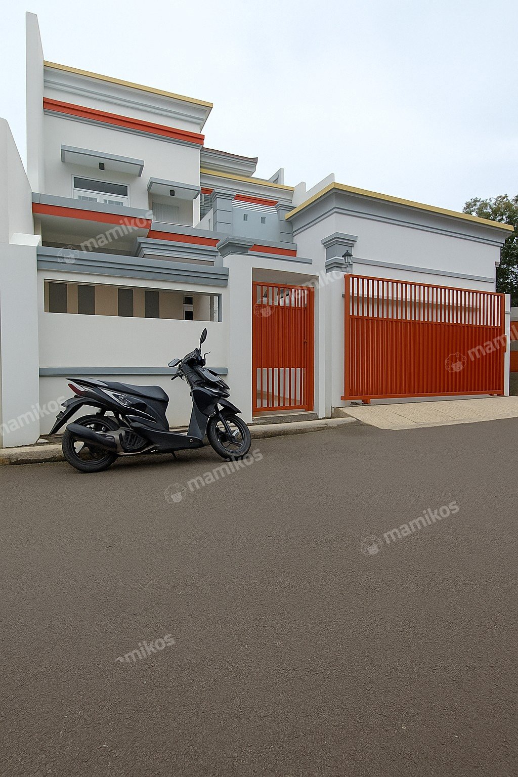 Rumah Sertifikat SHM 4 Kamar Tidur 4 Kamar Mandi Cipayung Jakarta Timur - Photo 2