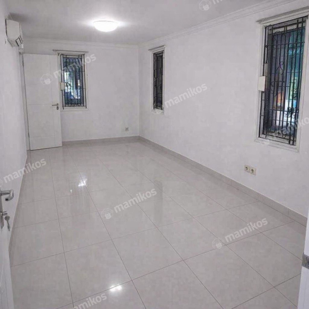 Rumah Sertifikat SHM 5 Kamar Tidur 2 Kamar Mandi Tanjung Duren Utara Jakarta Barat - Photo 5