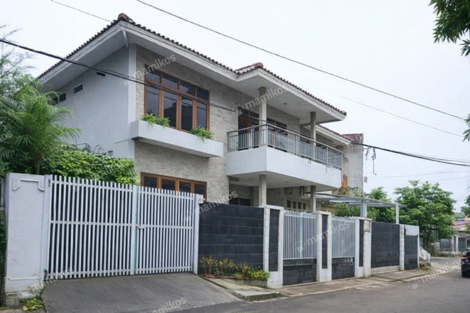 Rumah Sertifikat SHM 7 Kamar Tidur 7 Kamar Mandi Warung Buncit Jakarta Selatan