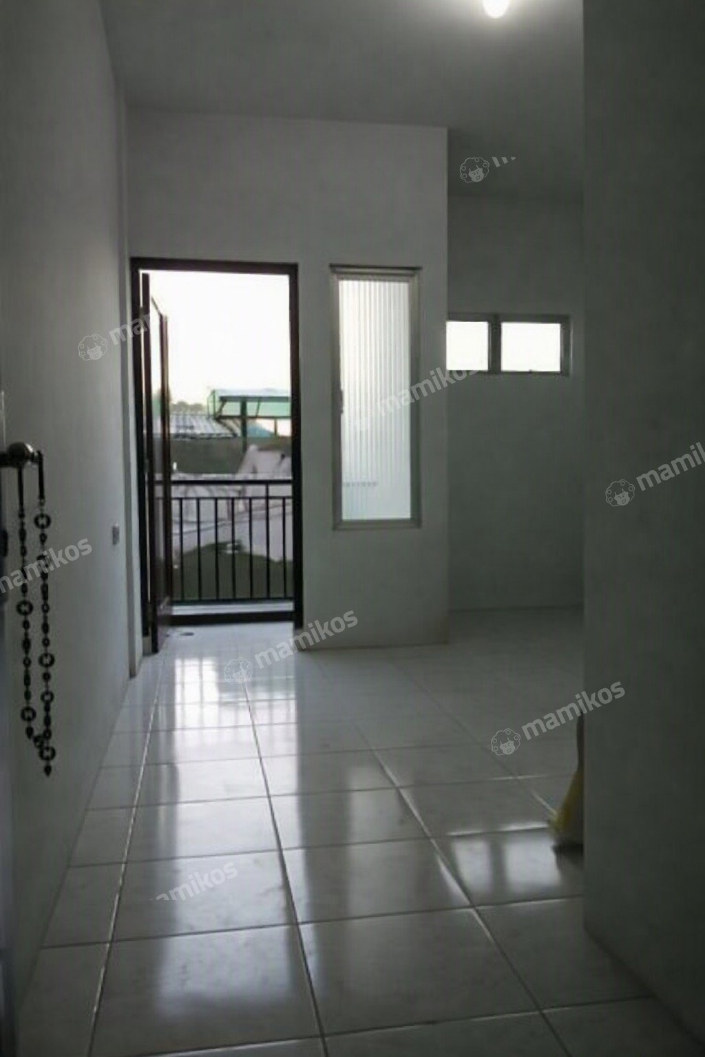 Rumah Sertifikat SHM 4 Kamar Tidur 4 Kamar Mandi Kapuk Jakarta Utara - Photo 2