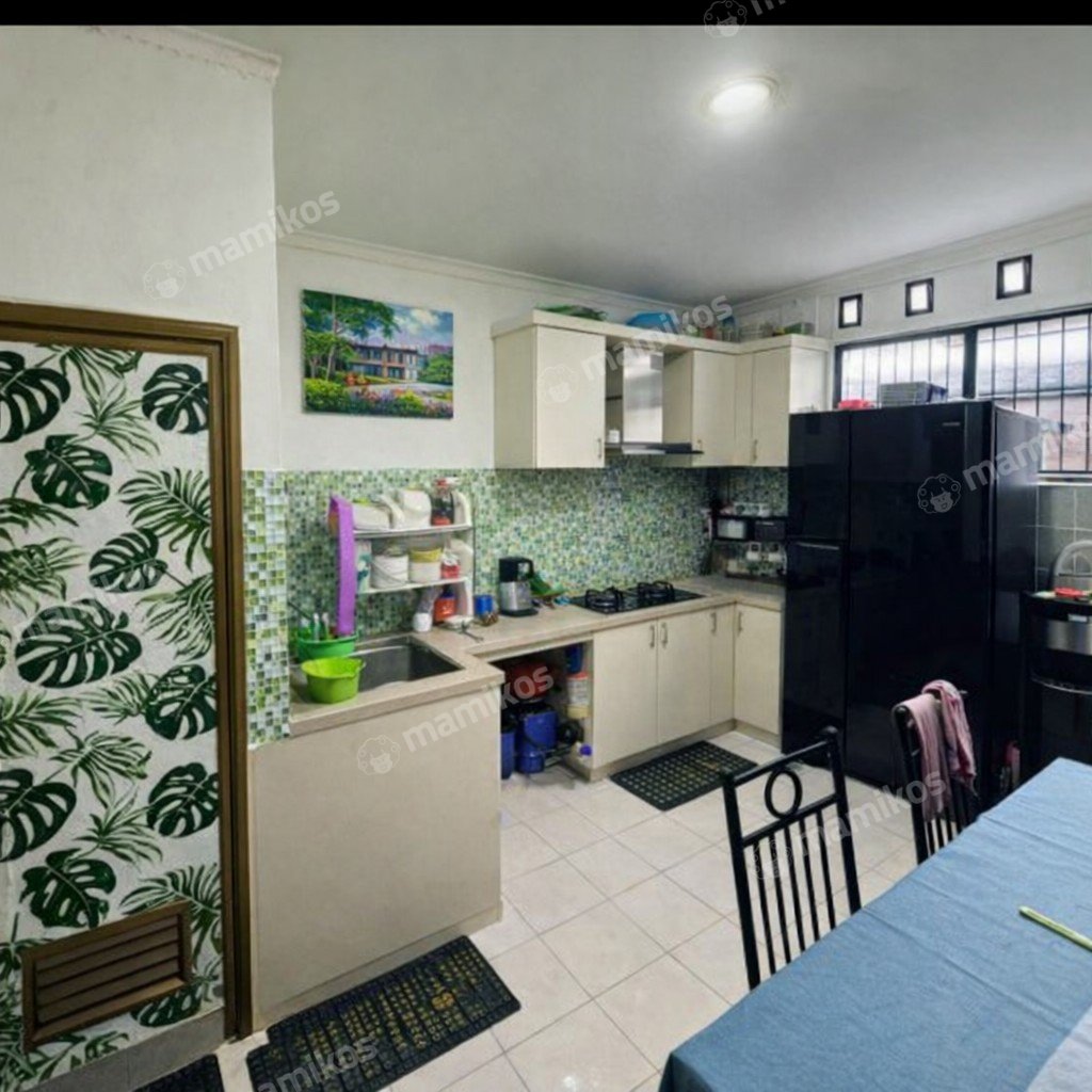 Rumah Sertifikat SHM 8 Kamar Tidur 8 Kamar Mandi Cilandak Jakarta Selatan - Photo 4