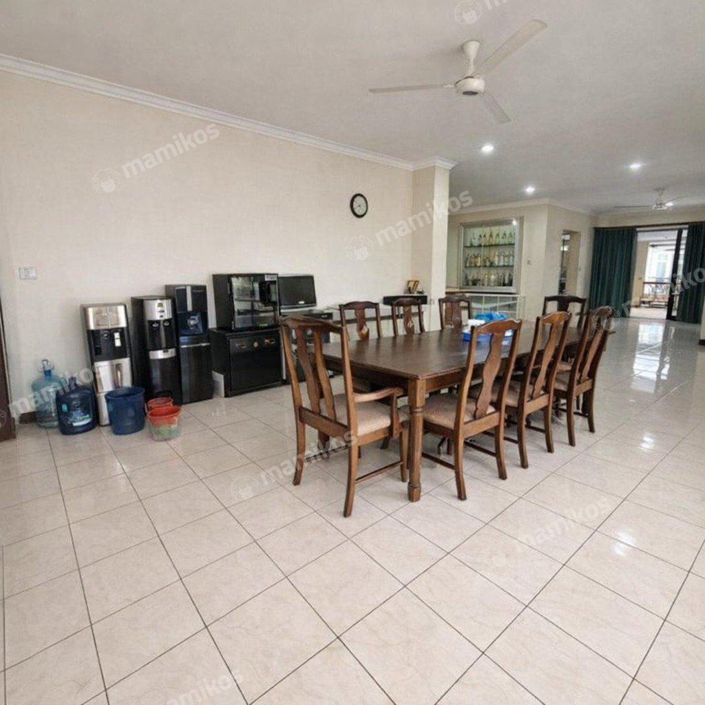 Rumah Sertifikat SHM 4 Kamar Tidur 4 Kamar Mandi Gandaria Jakarta Selatan - Photo 3