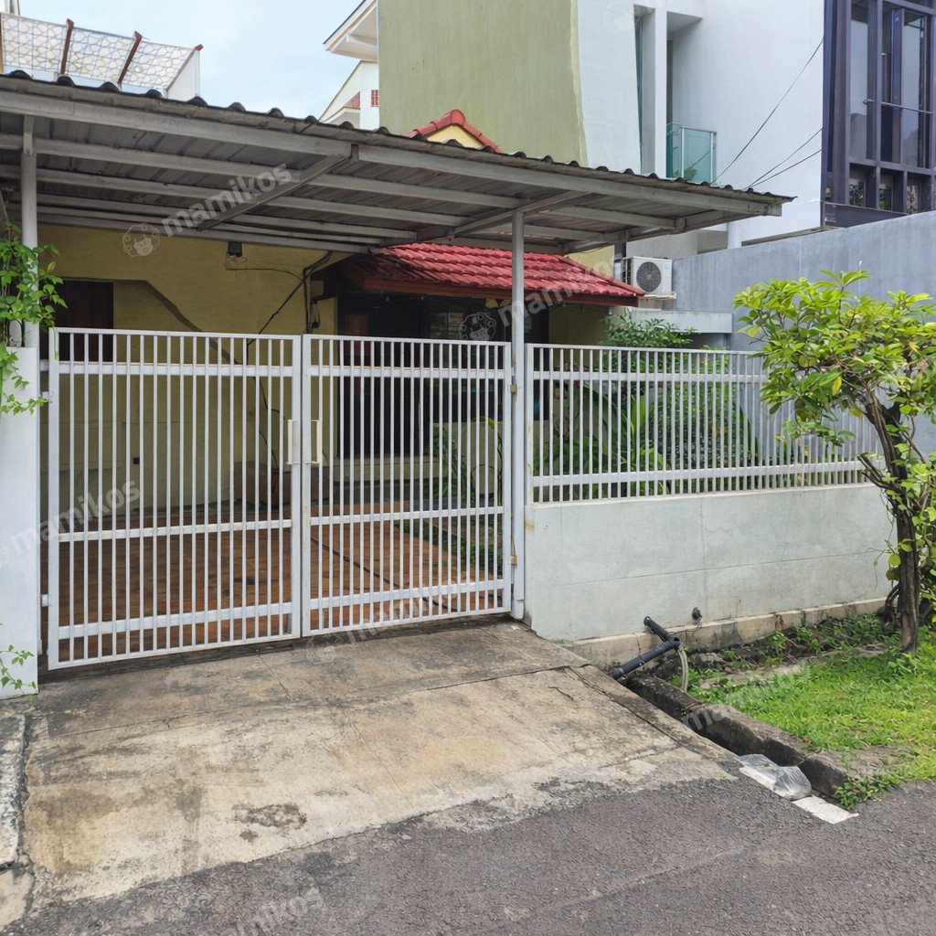 Rumah Sertifikat SHM 4 Kamar Tidur 2 Kamar Mandi Puri Indah Jakarta Barat - Photo 3