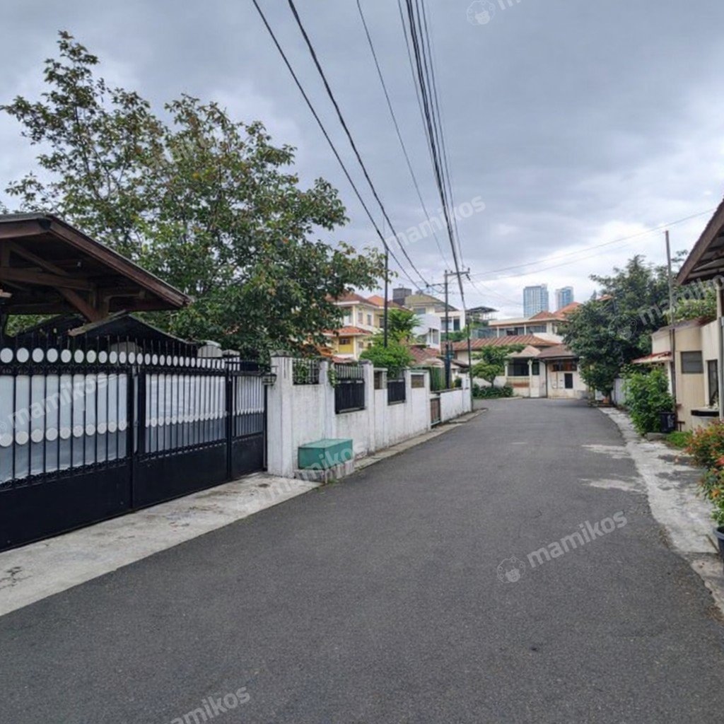 Rumah Sertifikat SHM 5 Kamar Tidur 4 Kamar Mandi Slipi Jakarta Barat - Photo 3