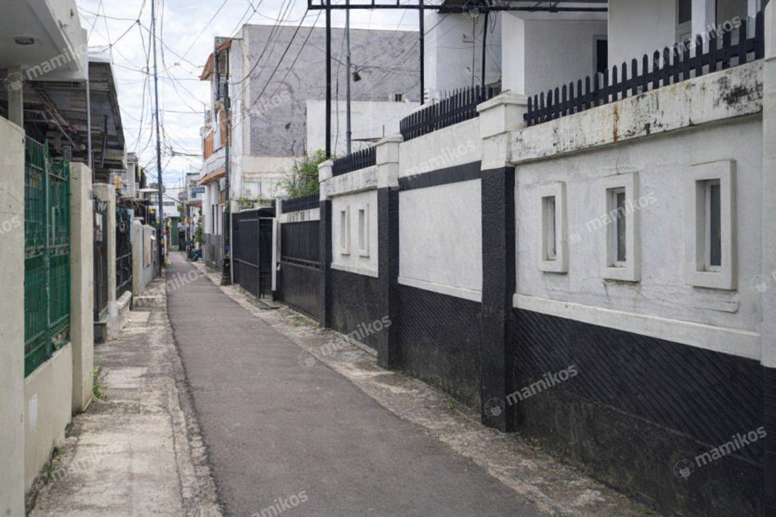 Rumah 3 Kamar Tidur 2 Kamar Mandi 2 Lantai Bukit Duri Jakarta Selatan - Photo 3