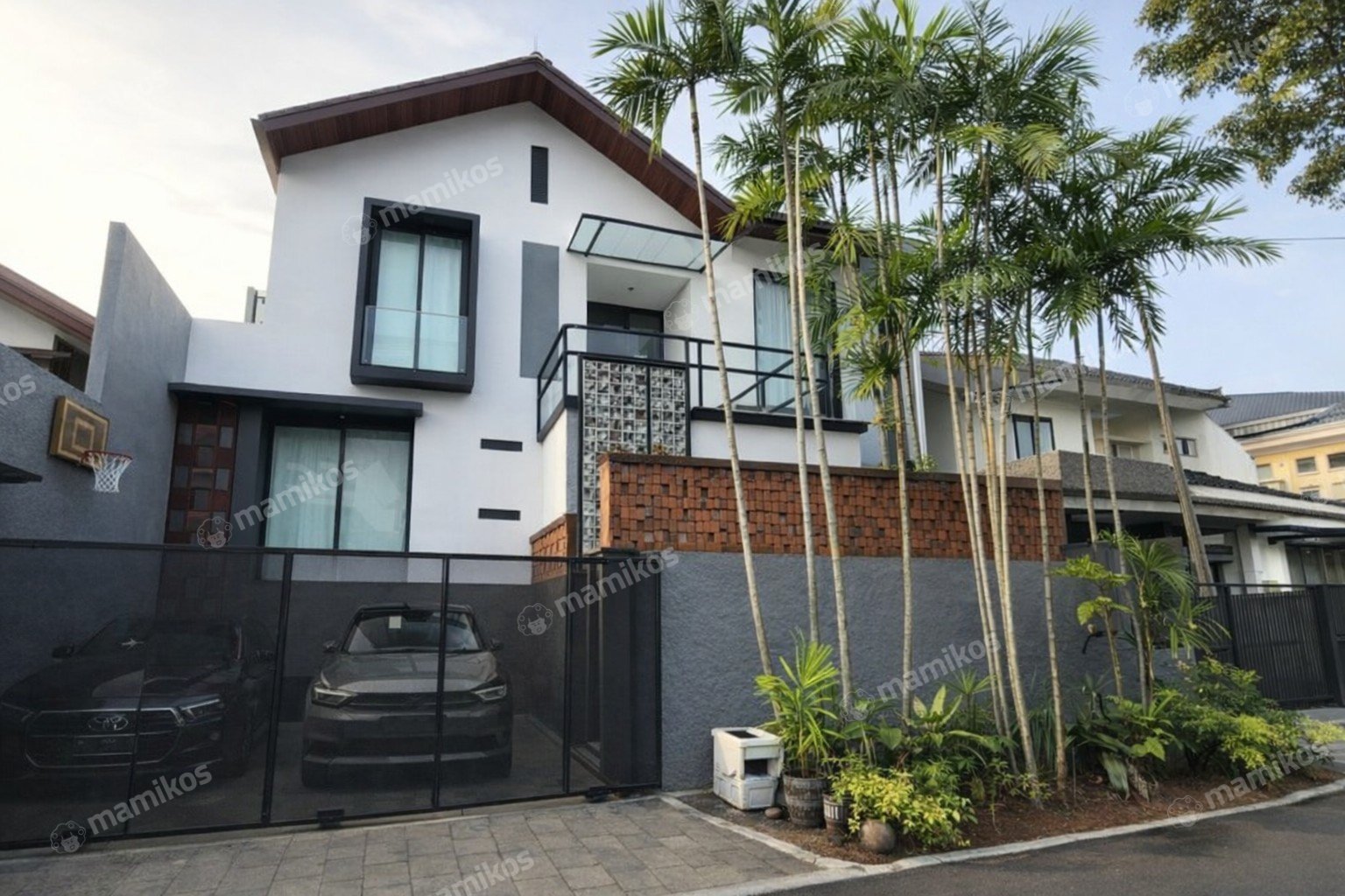 Rumah Sertifikat SHM 6 Kamar Tidur 3 Kamar Mandi Lebak Bulus Jakarta Selatan