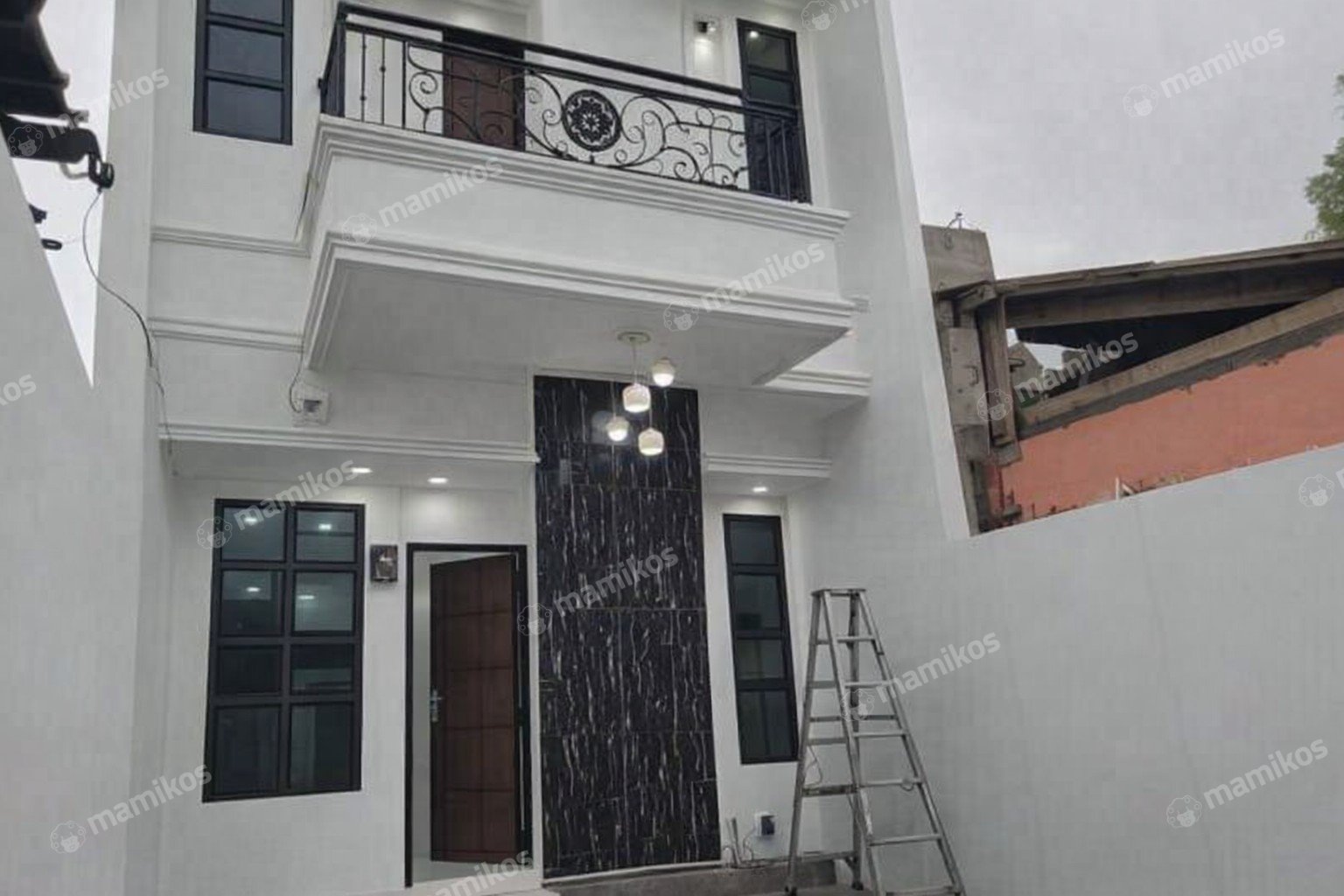 Rumah Sertifikat SHM 4 Kamar Tidur 3 Kamar Mandi Kalisari Jakarta Timur
