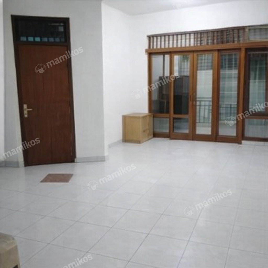 Rumah Sertifikat SHM 3 Kamar Tidur 2 Kamar Mandi Intercon Jakarta Barat - Photo 5