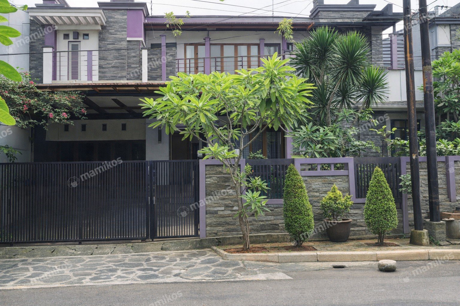 Rumah Sertifikat SHM 6 Kamar Tidur 6 Kamar Mandi Pondok Kelapa Jakarta Timur