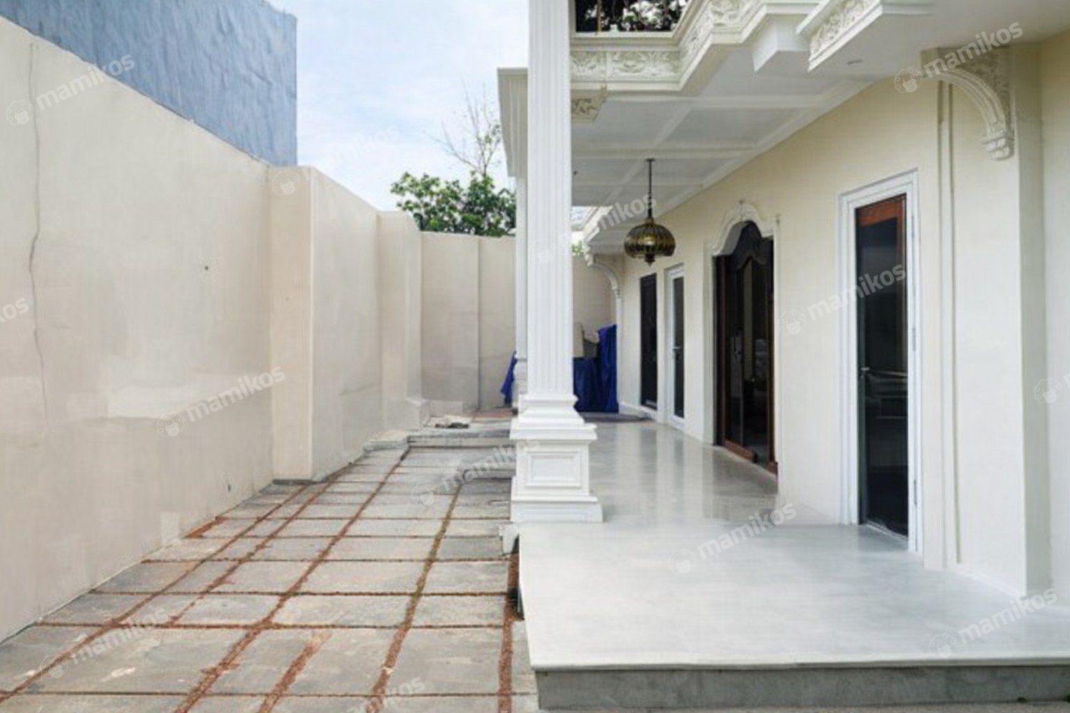 Rumah Sertifikat SHM 5 Kamar Tidur 5 Kamar Mandi Kemang Jakarta Selatan