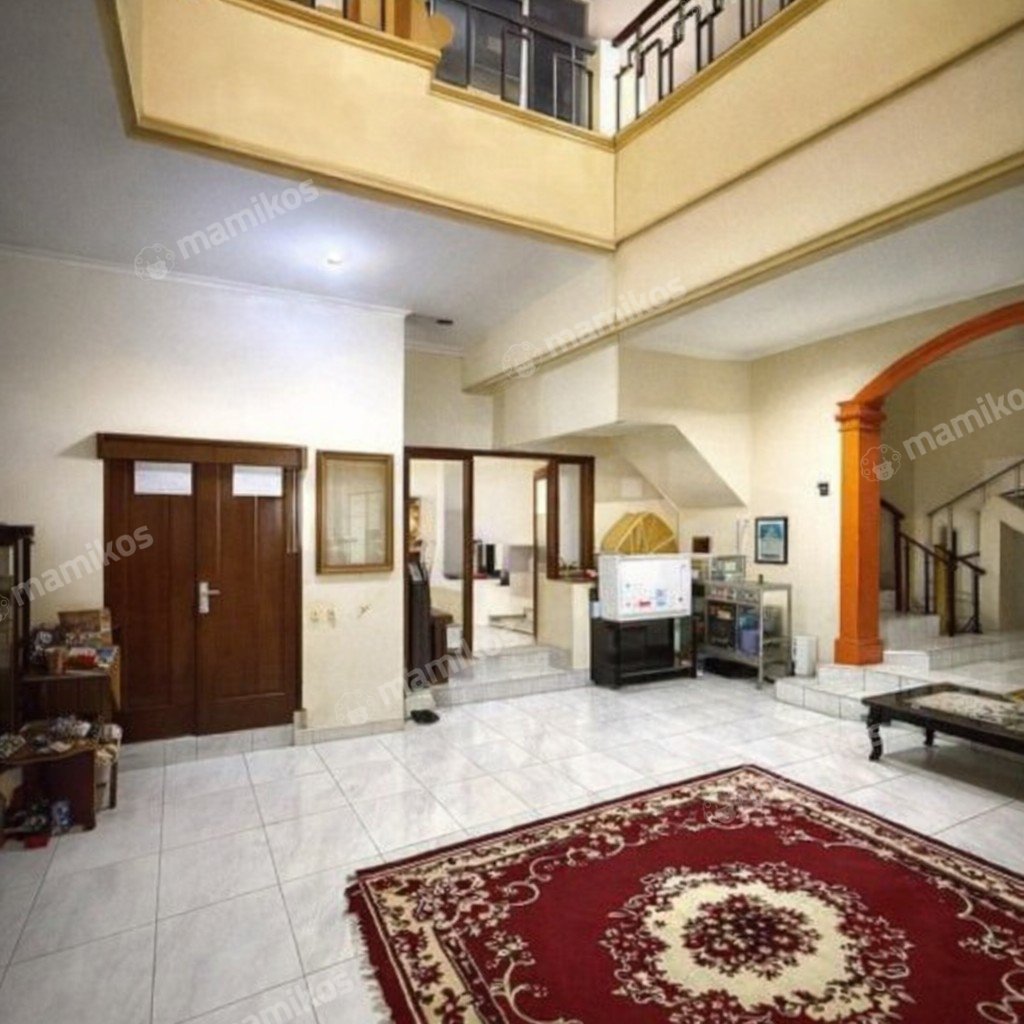 Rumah Sertifikat SHM 5 Kamar Tidur 5 Kamar Mandi Kebayoran Baru Jakarta Selatan - Photo 2