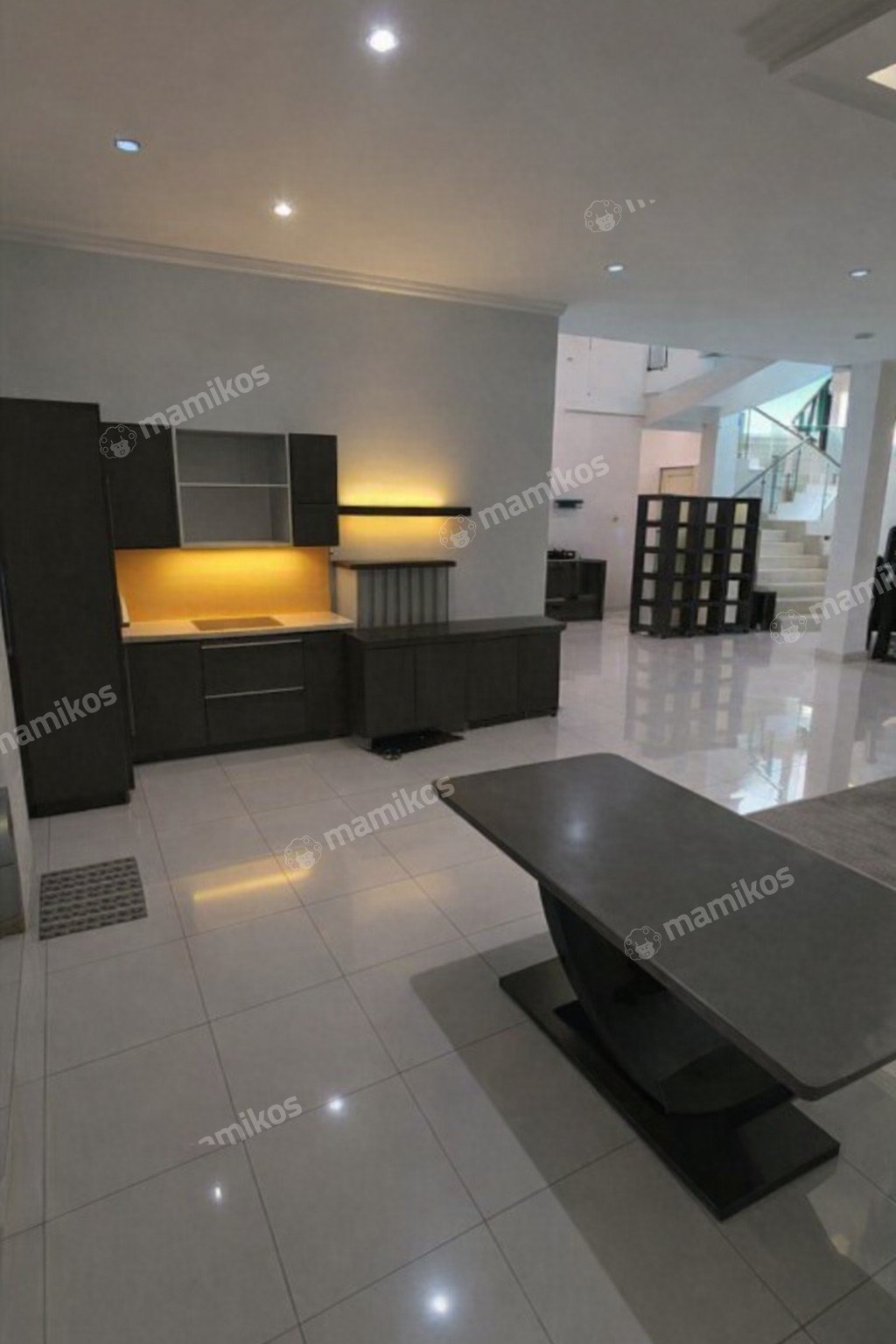 Rumah Sertifikat SHM 4 Kamar Tidur 5 Kamar Mandi Jelambar Jakarta Barat - Photo 3