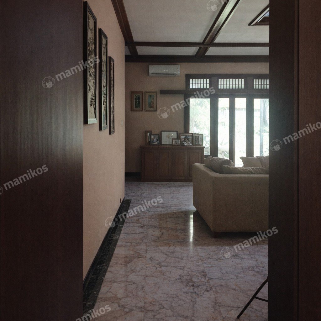 Rumah Sertifikat SHM 3 Kamar Tidur 2 Kamar Mandi Senopati Jakarta Selatan - Photo 3