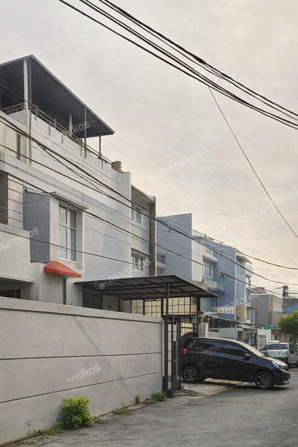 Rumah Sertifikat SHM 4 Kamar Tidur 4 Kamar Mandi Green Ville Jakarta Barat - Photo 3