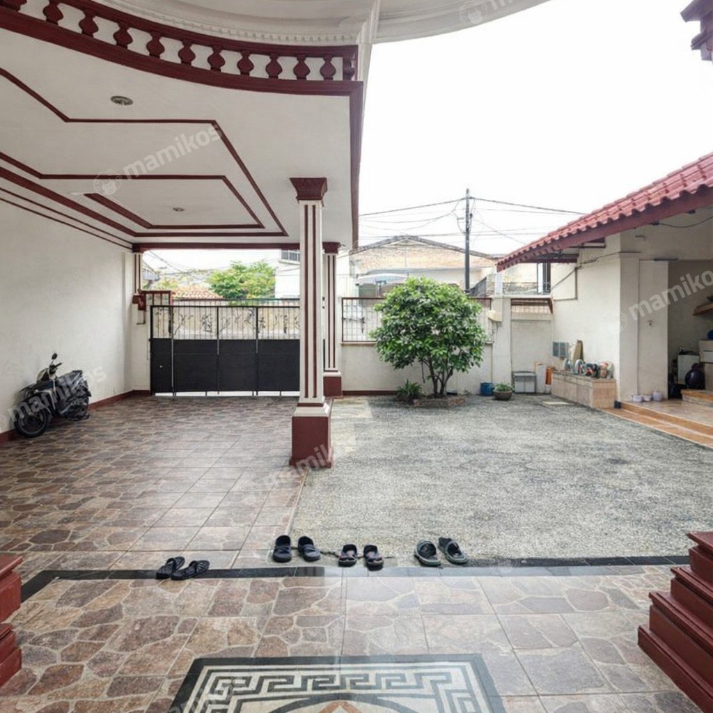 Rumah Sertifikat SHM 3 Kamar Tidur 3 Kamar Mandi Kebon Jeruk Jakarta Barat - Photo 2