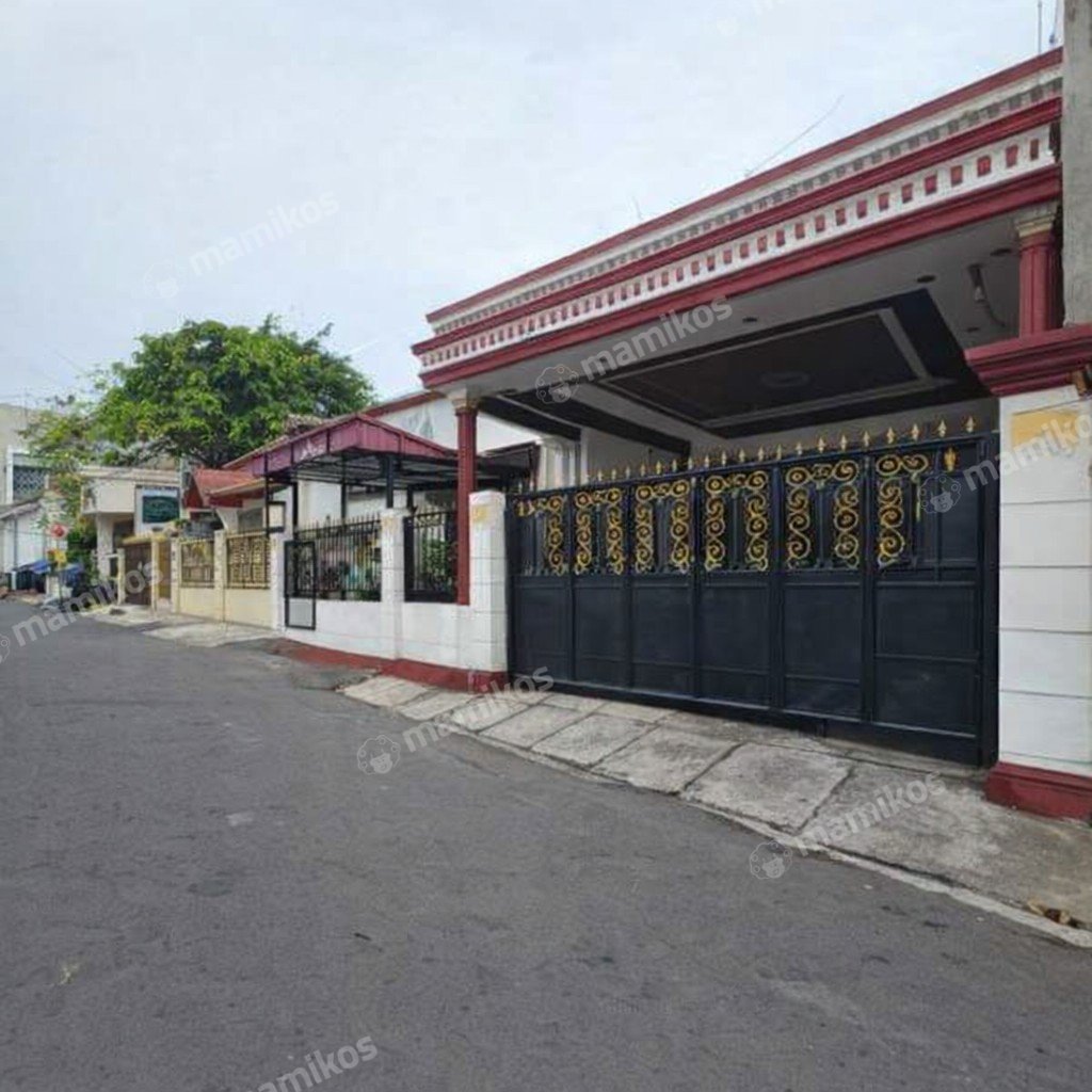 Rumah Sertifikat SHM 3 Kamar Tidur 3 Kamar Mandi Kebon Jeruk Jakarta Barat - Photo 3