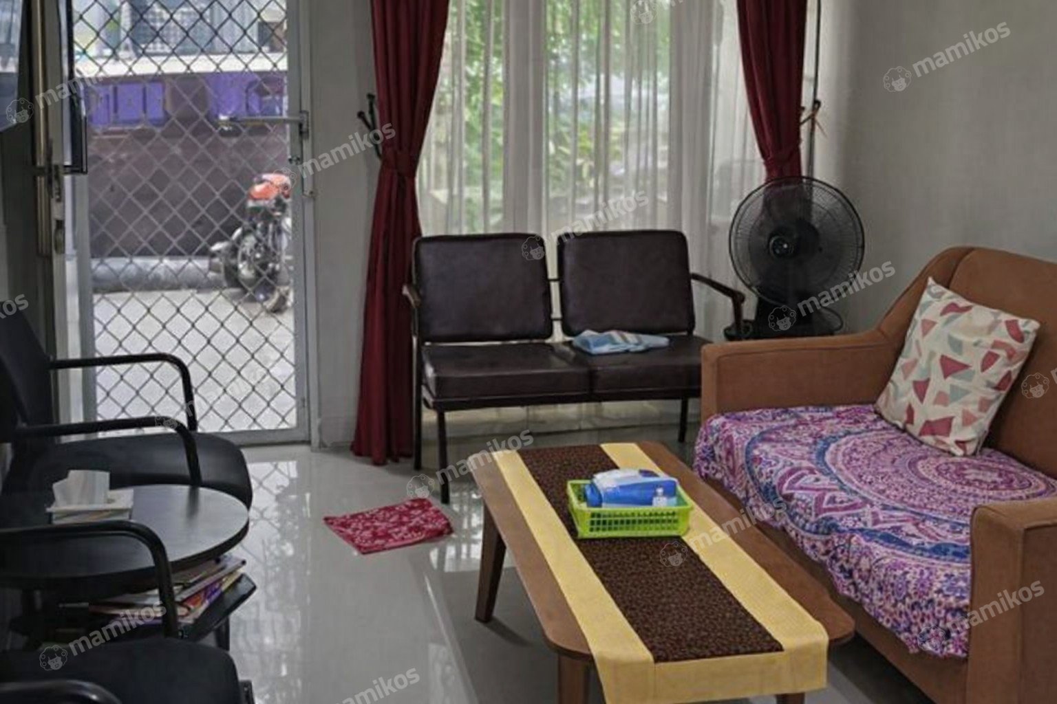 Rumah Sertifikat SHM 3 Kamar Tidur 2 Kamar Mandi Metland Menteng Jakarta Timur
