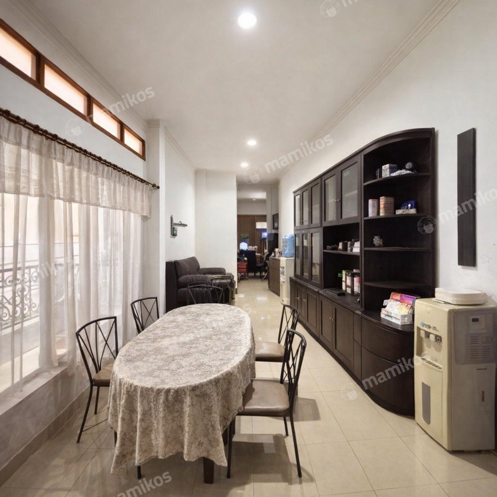 Rumah Sertifikat SHM 6 Kamar Tidur 5 Kamar Mandi Cilandak Jakarta Selatan - Photo 5