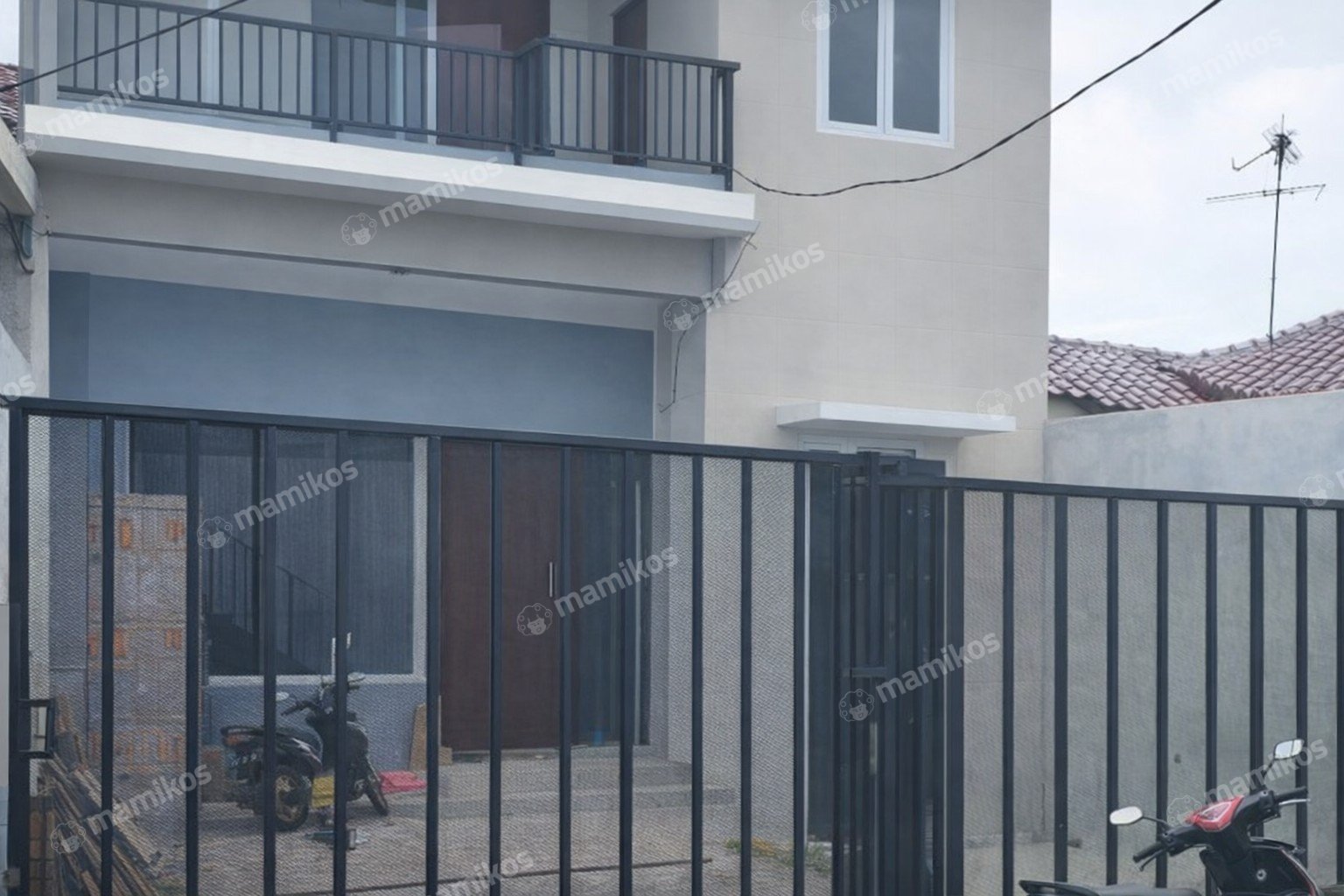 Rumah Sertifikat SHM 3 Kamar Tidur 2 Kamar Mandi Kalideres Jakarta Barat