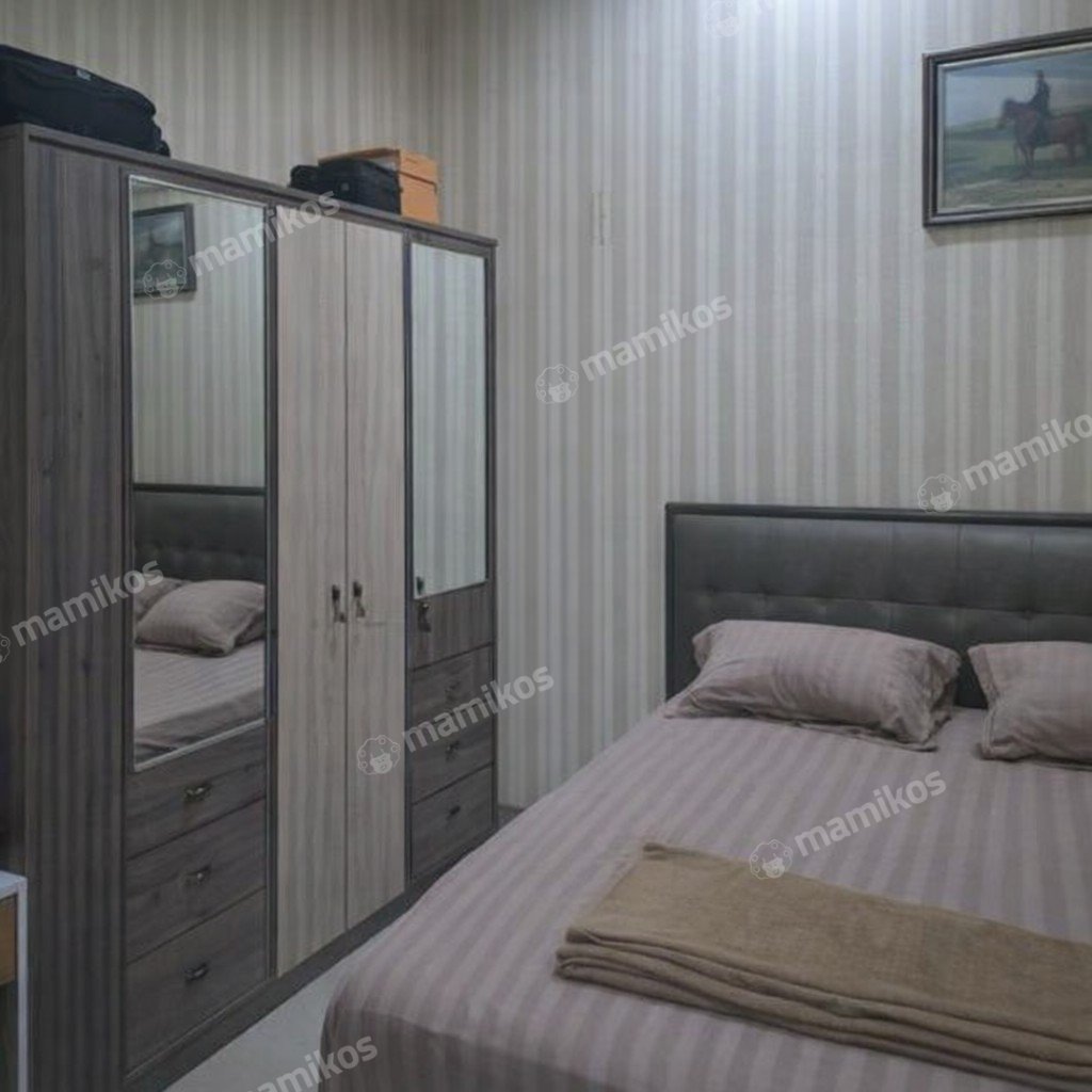 Rumah Sertifikat SHM 3 Kamar Tidur 3 Kamar Mandi Jatiwaringin Jakarta Timur - Photo 2
