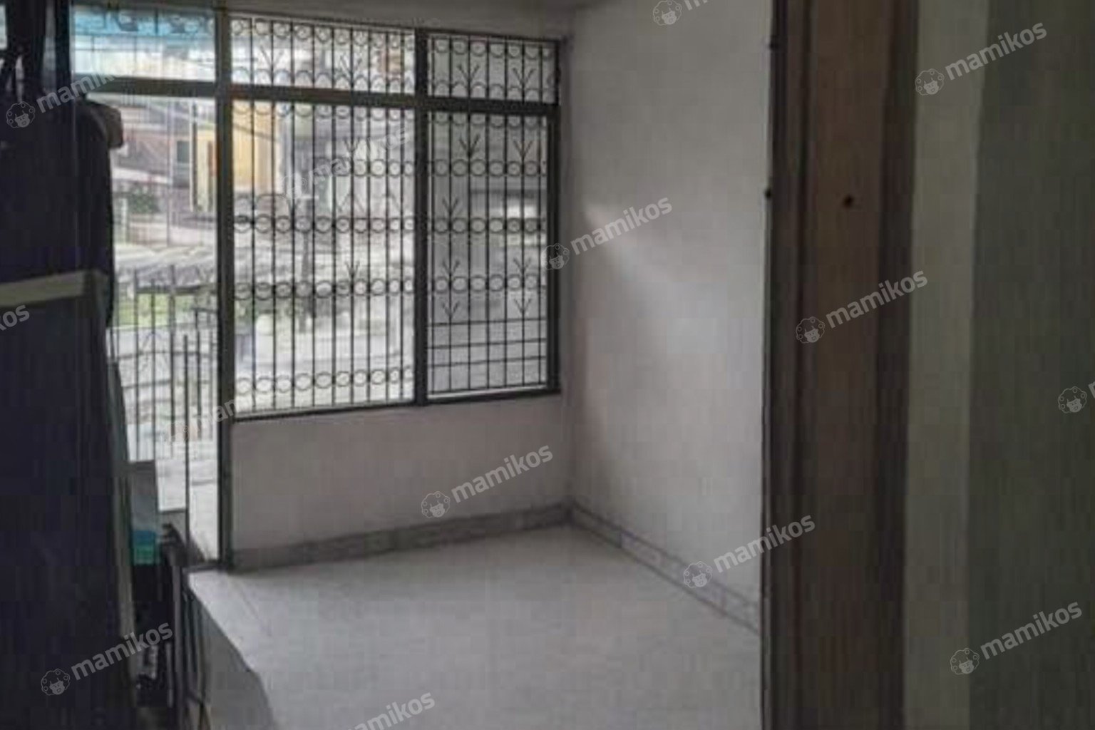 Rumah Sertifikat SHM 5 Kamar Tidur 2 Kamar Mandi Tamansari Jakarta Barat - Photo 2