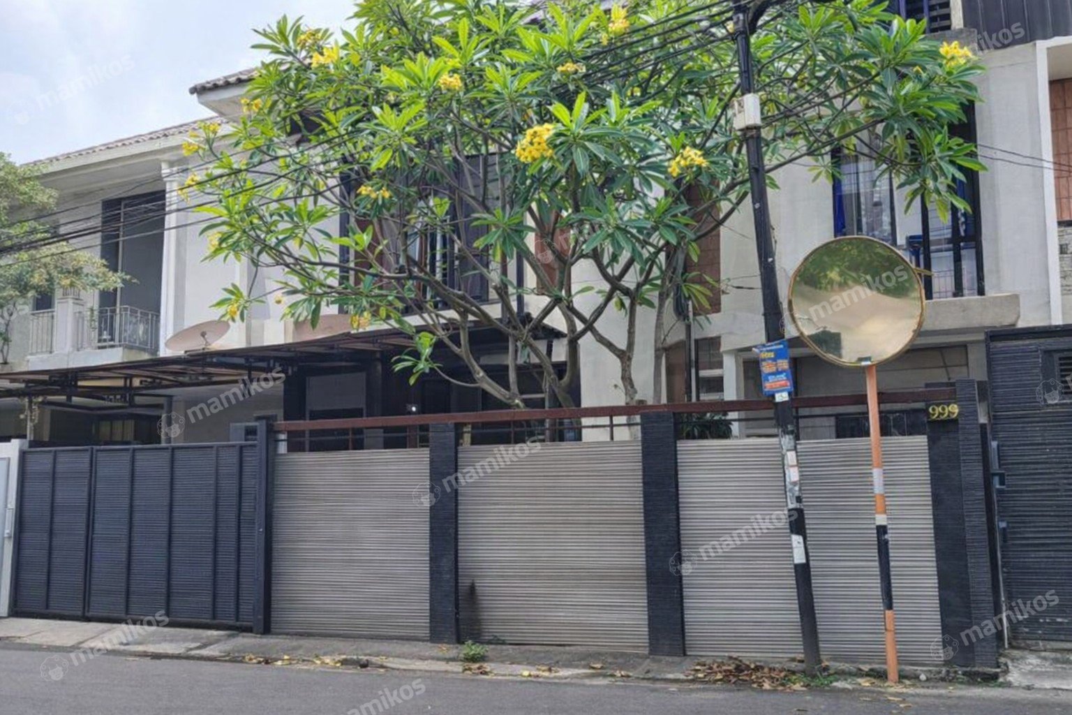 Rumah Sertifikat SHM 34 Kamar Tidur 37 Kamar Mandi Pejaten Jakarta Selatan