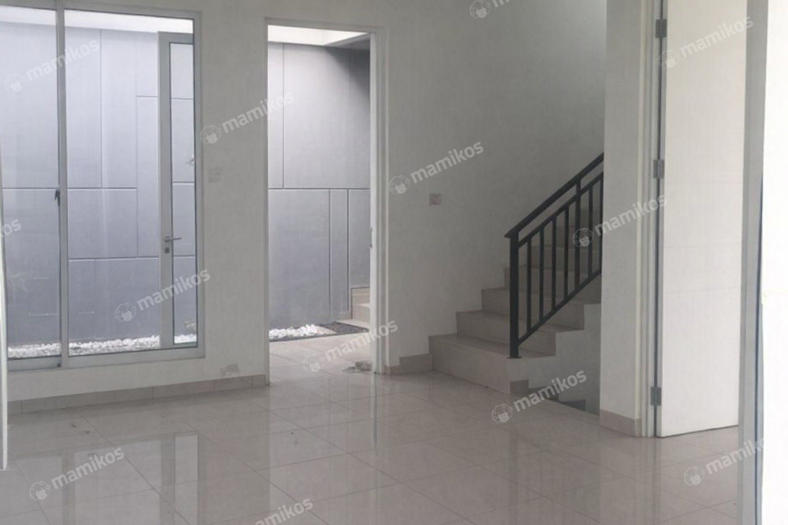 Rumah Sertifikat SHM 3 Kamar Tidur 3 Kamar Mandi Duri Kosambi Jakarta Barat
