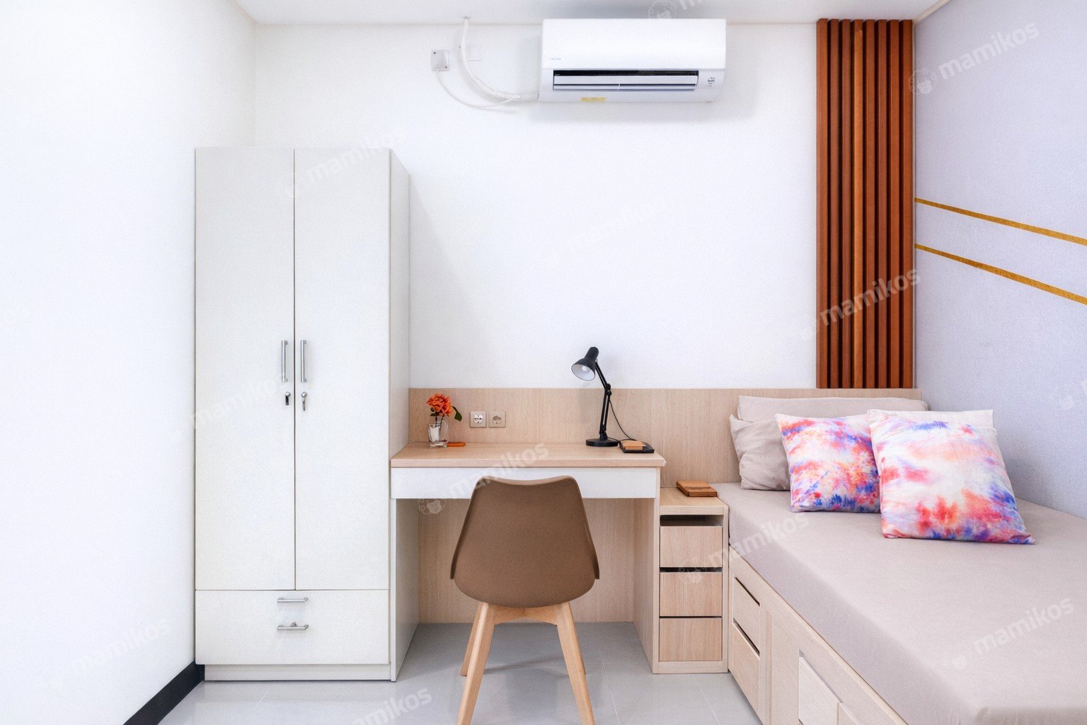 Rumah Sertifikat SHM 25 Kamar Mandi 25 Lantai Cengkareng Jakarta Barat - Photo 3