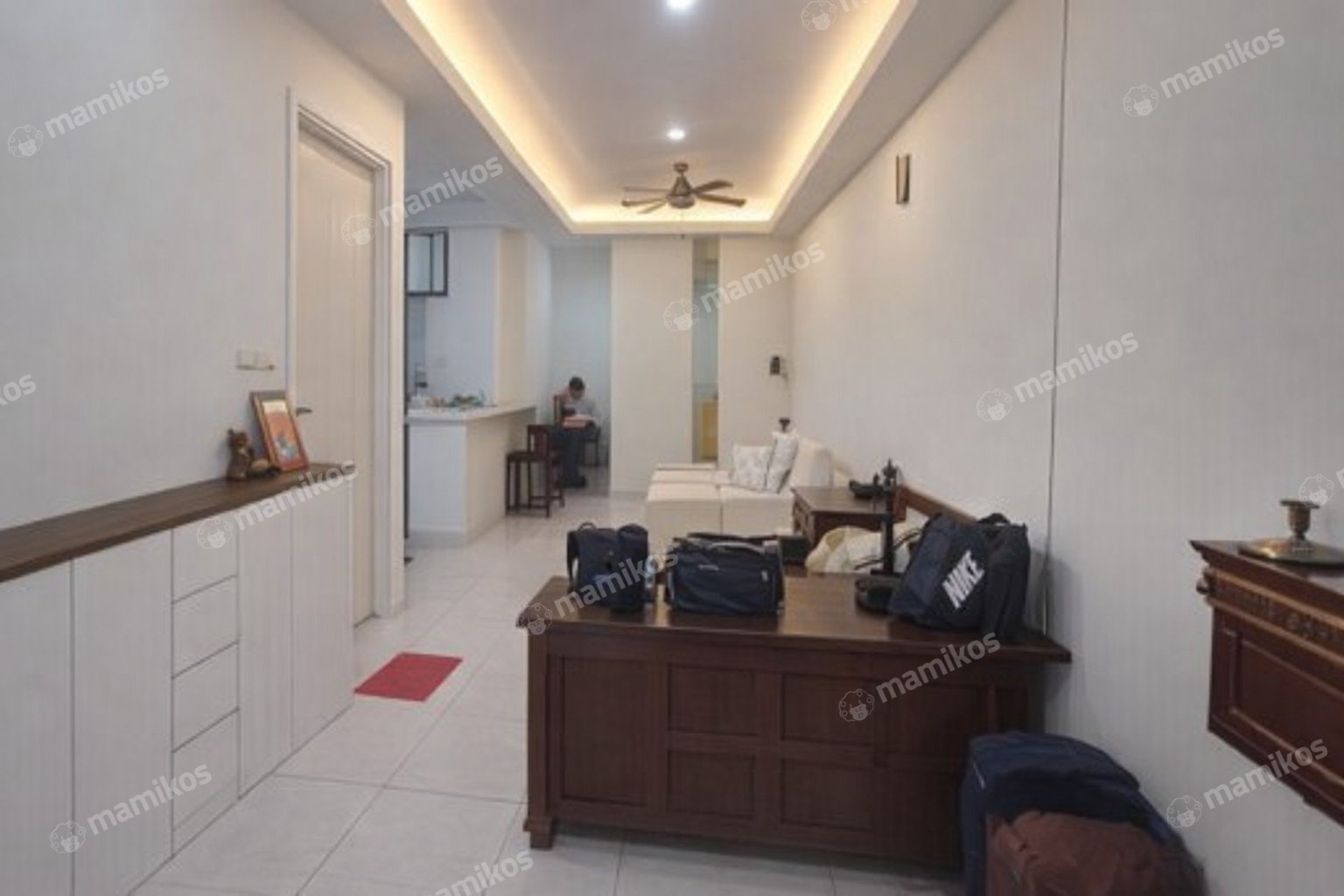 Rumah Sertifikat SHM 4 Kamar Tidur 2 Kamar Mandi Taman Surya Jakarta Barat - Photo 4