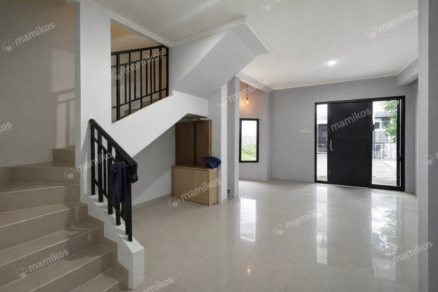 Rumah Sertifikat SHM 3 Kamar Tidur 3 Kamar Mandi Daan Mogot Jakarta Barat