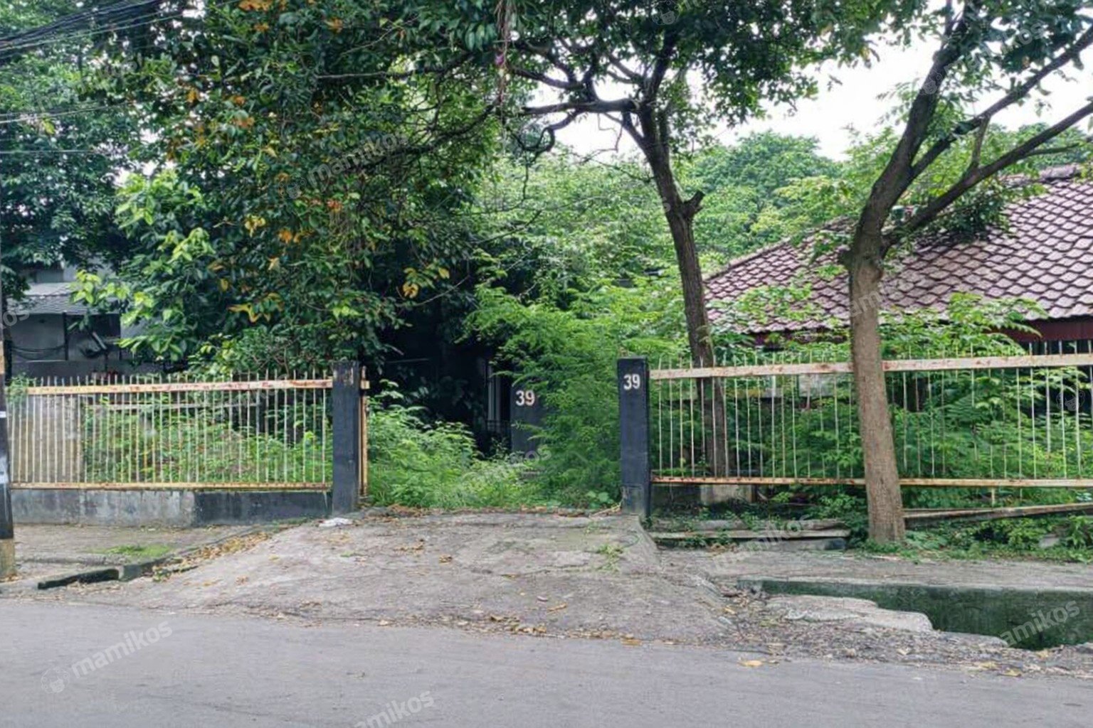 Rumah Sertifikat SHM 4 Kamar Tidur 5 Kamar Mandi Kalibata Jakarta Selatan