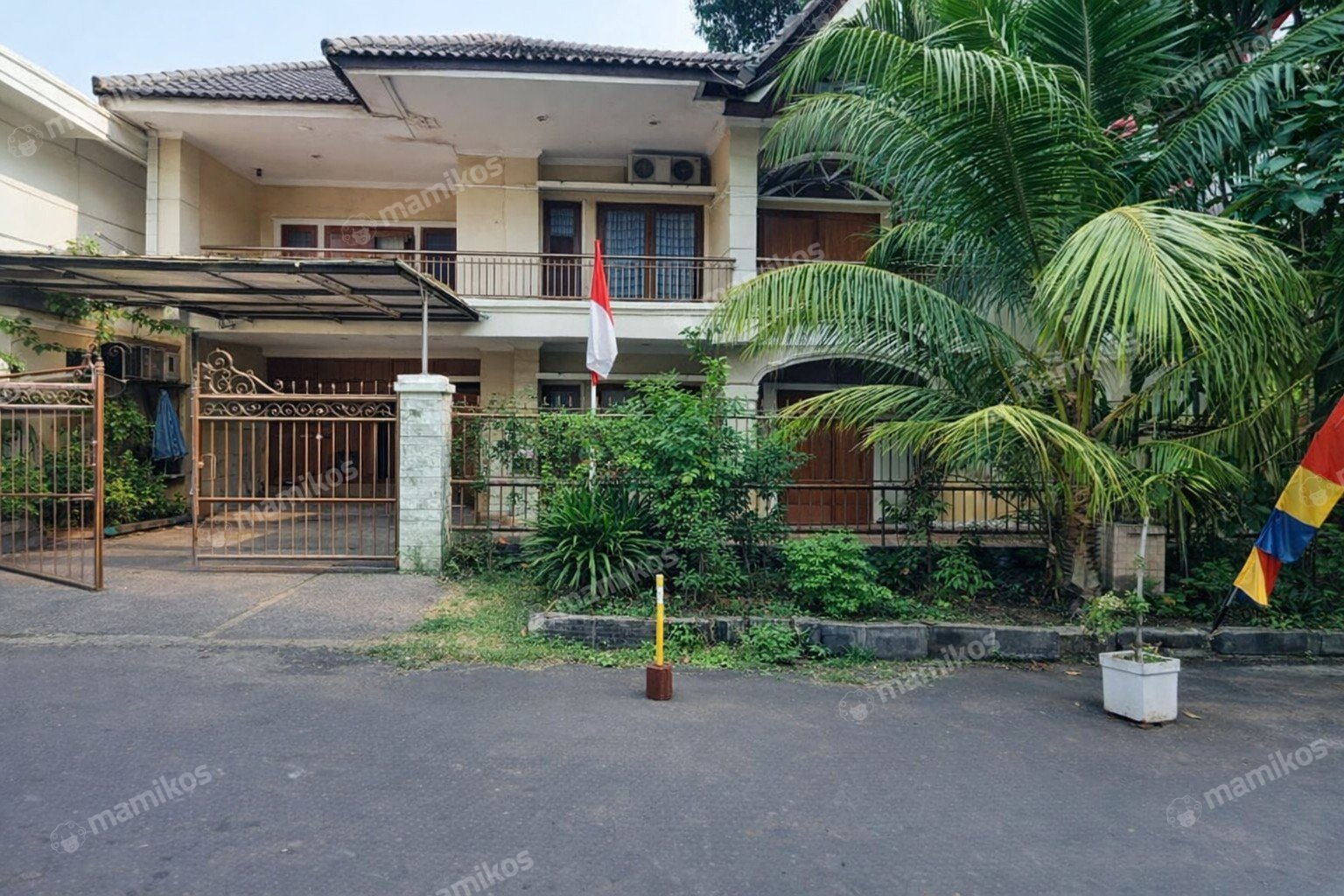 Rumah Sertifikat SHM 4 Kamar Tidur 3 Kamar Mandi Kebayoran Baru Jakarta Selatan