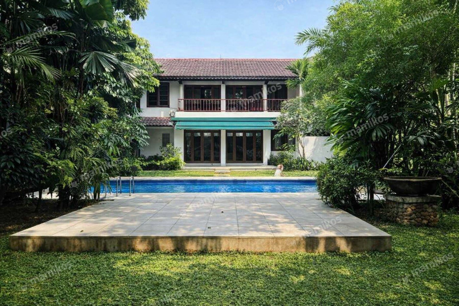 Rumah Sertifikat SHM 5 Kamar Tidur 4 Kamar Mandi Kemang Jakarta Selatan