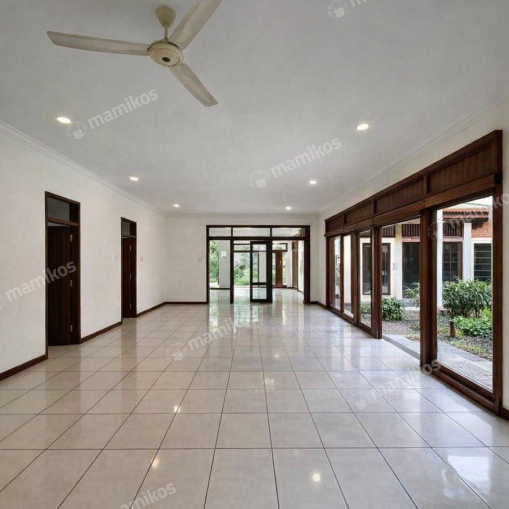 Rumah Sertifikat SHM 5 Kamar Tidur 4 Kamar Mandi Kemang Jakarta Selatan - Photo 3