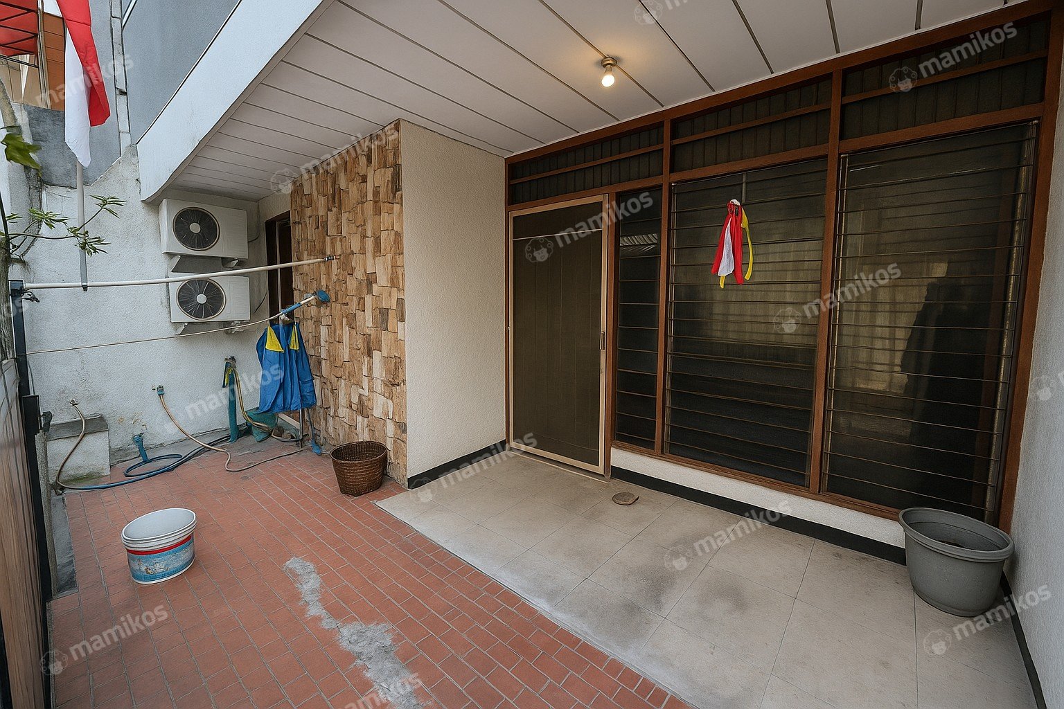 Rumah Sertifikat SHM 4 Kamar Tidur 1 Kamar Mandi Tanjung Duren Jakarta Barat - Photo 4