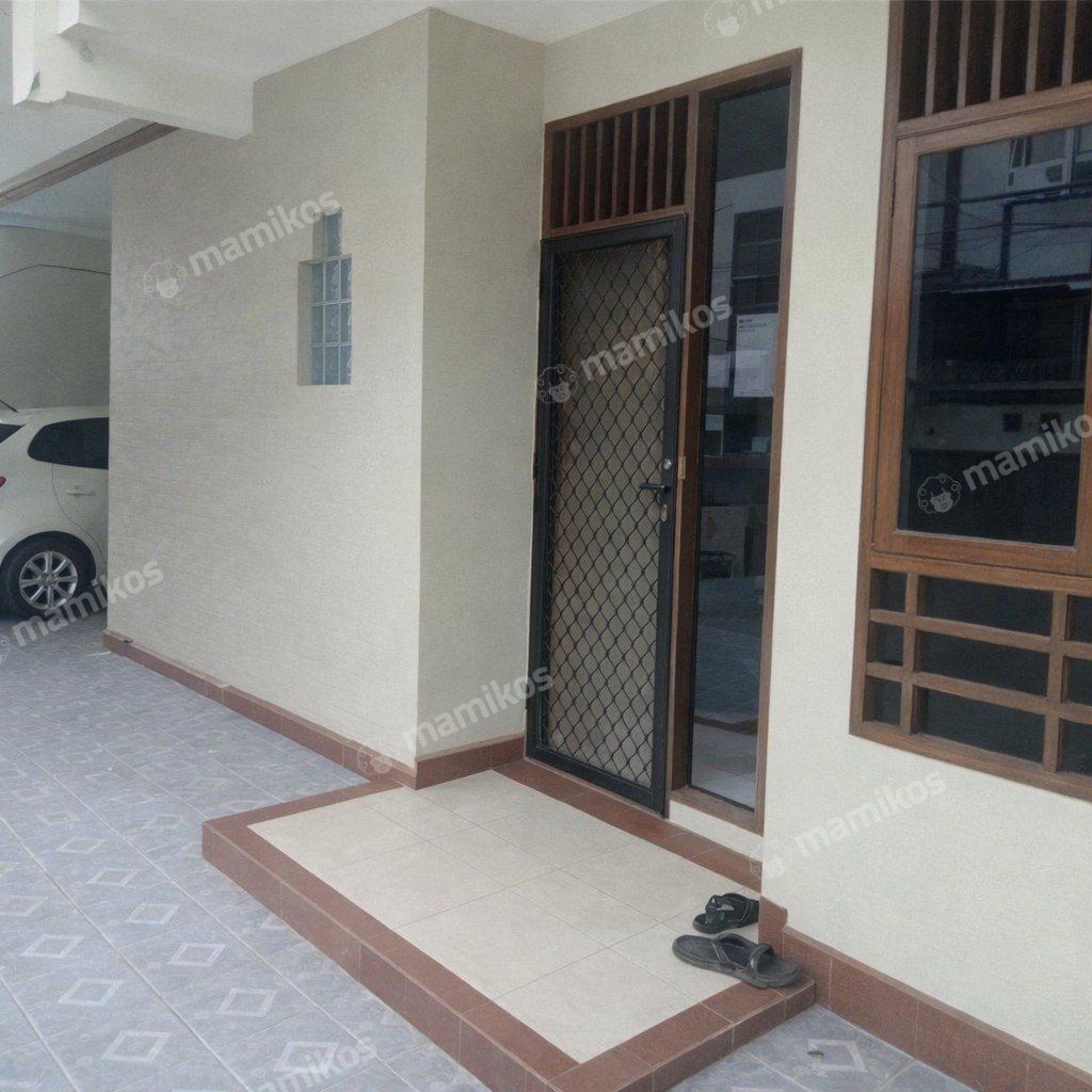 Rumah Sertifikat SHM 5 Kamar Tidur 4 Kamar Mandi Jelambar Jakarta Barat - Photo 3
