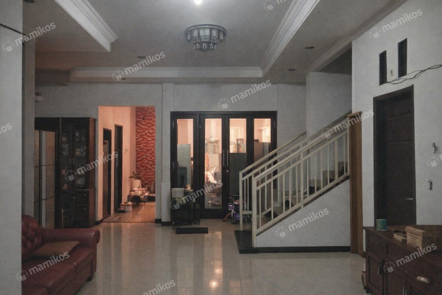 Rumah Sertifikat SHM 8 Kamar Tidur 2 Kamar Mandi Kalibata Jakarta Selatan