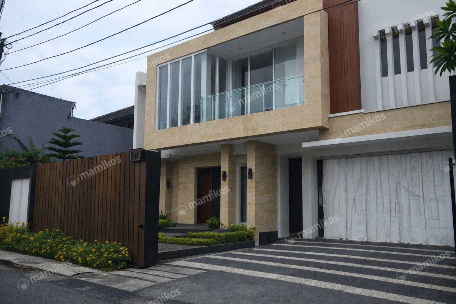 Rumah Baru Sertifikat SHM 4 Kamar Tidur Kemang Jakarta Selatan