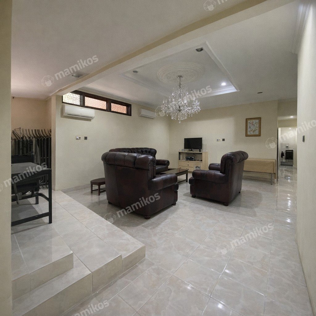 Rumah Sertifikat SHM 4 Kamar Tidur 4 Kamar Mandi Kayu Putih Jakarta Timur - Photo 3